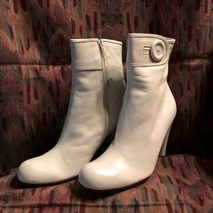 Never used, gorgeous white leather Chie Mihara boots.